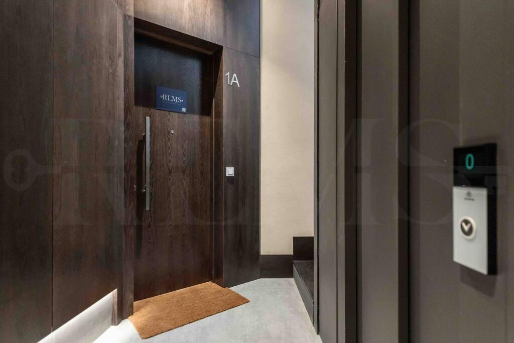 Eclectic & Elegant Apartment By Rems Málaga Dış mekan fotoğraf